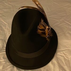 Black Wool Fedora “Grace Hat” with Feathers